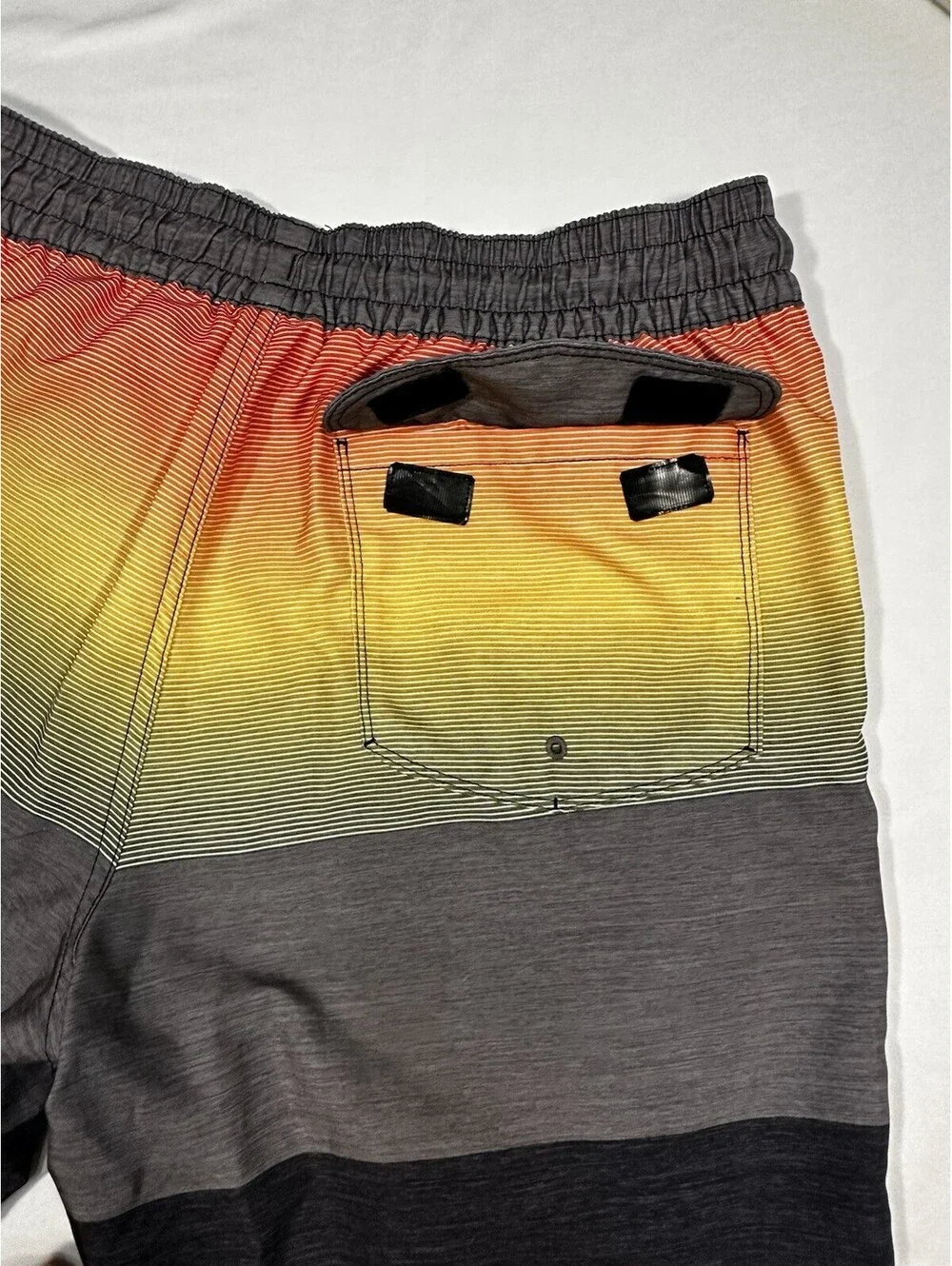 Hurley 5” •no rips